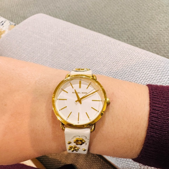Michael Kors Accessories - Michael Kors White and Gold Floral Accent Women's Watch